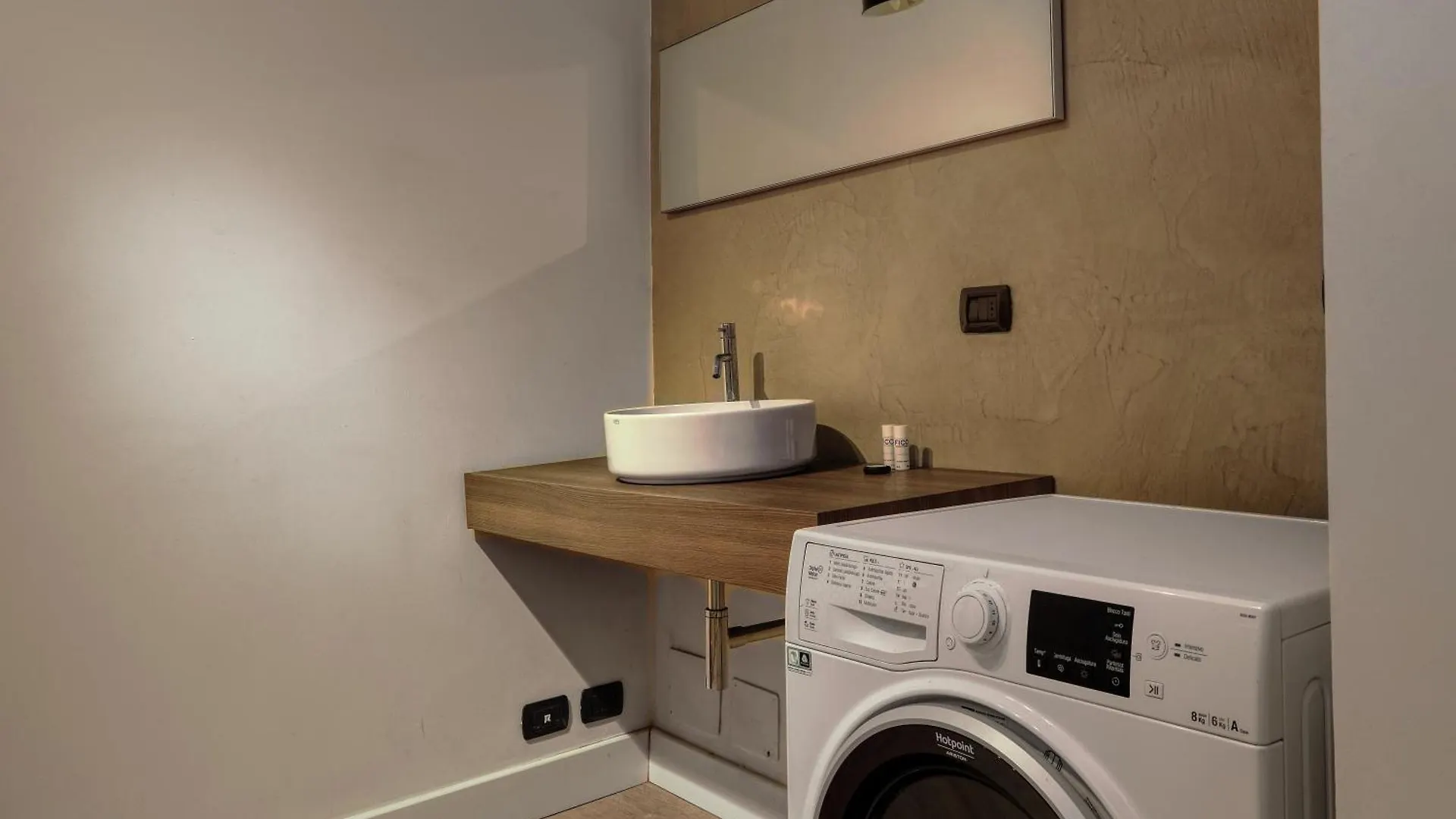 Chic Joivy Flats In The City Centre Milán Apartmán